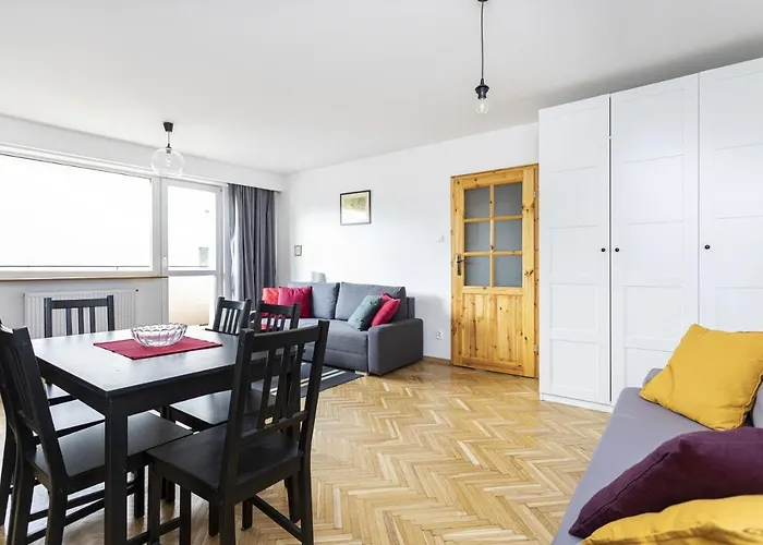 Grand - Station In The Center * Sopoty